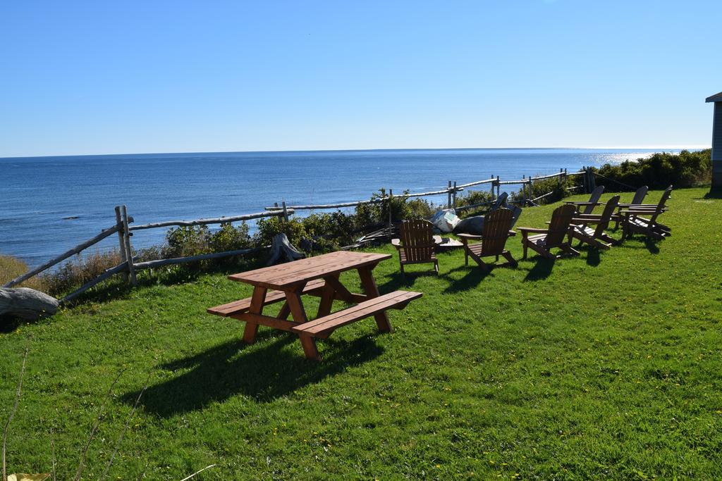 Les Cabines Sur Mer Cap-des-Rosiers Buitenkant foto