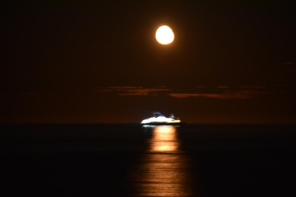 Les Cabines Sur Mer Cap-des-Rosiers Buitenkant foto